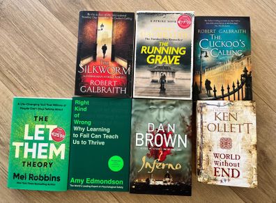 Selection of Bestselling Books 5 euros Each or 30 euros for the Lot