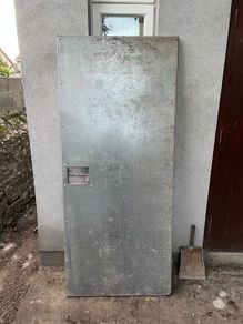 Single steel gate