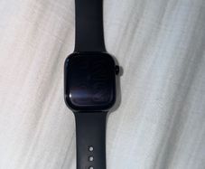 Apple Watch Series 11 | GPS | 42mm | Jet Black Aluminium | Black Sport Band | S/M