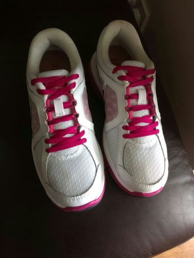 Nike Trainers, size UK-3,5. EU-36,5