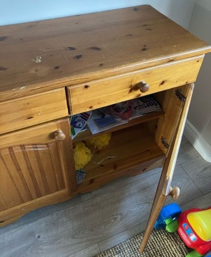 Side board