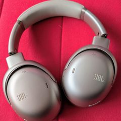 Jbl Tour One M3  New