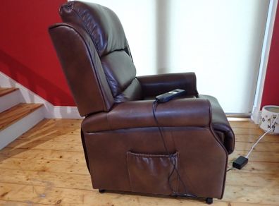 Electric Lift & Rise Recliner armchair