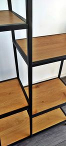 Shelving unit / Shelves