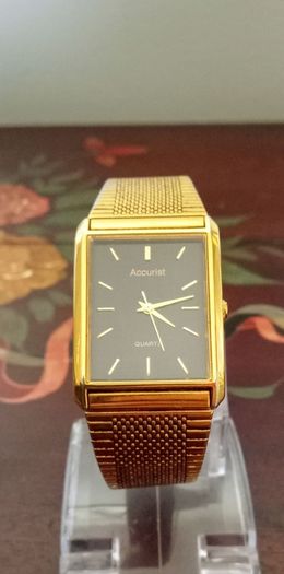 Vintage Accurist Quartz Watch.