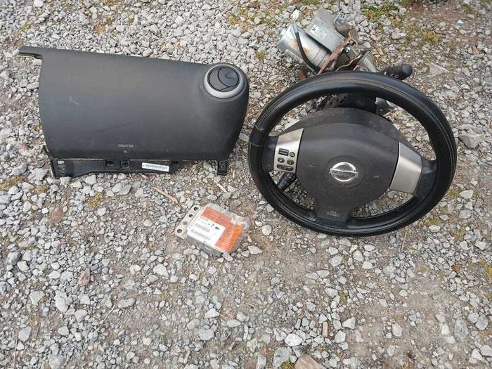 2011 Nissan Note 1.4 Petrol - Breaking for Parts