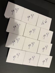Airpod pro 3rd Generation 2025 (IRISH STOCK) Brand New Sealed 1 year Apple Warranty RECEIPT .