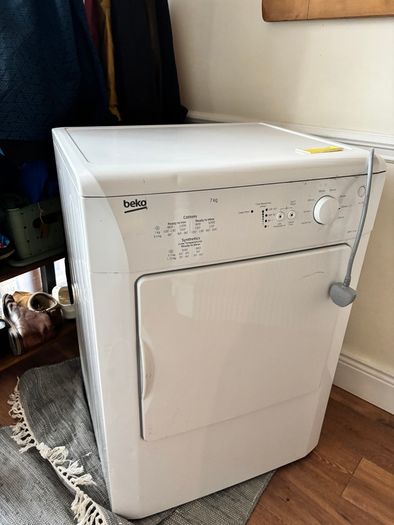Beko 7kg Vented Tumble Dryer and PowerPoint 192 Chest Freezer