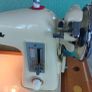 sewing machine Image 2