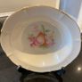 ARKLOW pretty  9.5 inch dish with gilded rim Image 5