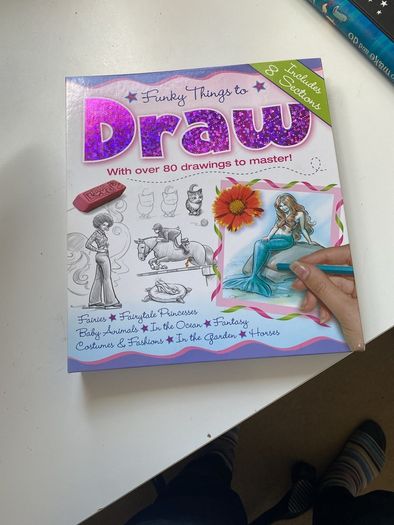 Funky Things To Draw. Art Book