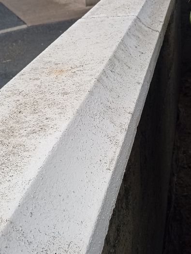 Concrete wall cappings