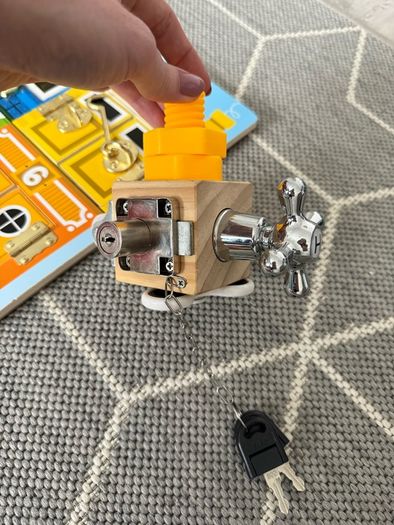 Melissa & Doug Busy Board and non branded busy cube