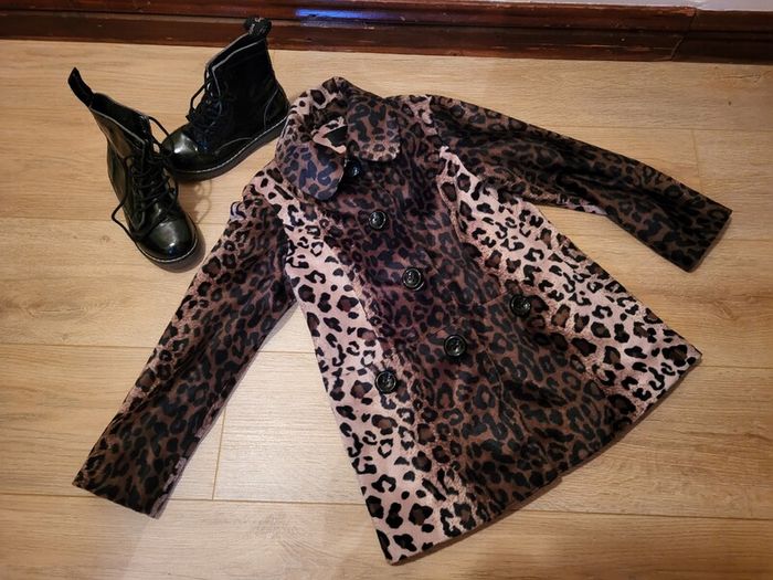 Beautiful Next coat(7-8 years)+Goldigga boots(size 11)