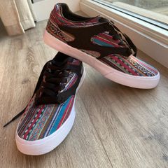 DC shoes UK 8