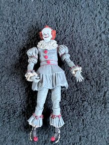 Pennywise figure IT