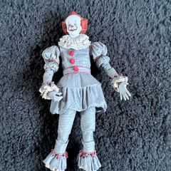 Pennywise figure IT