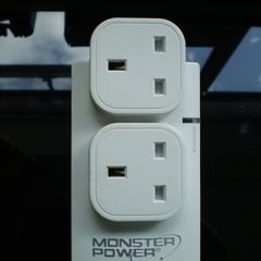 Monster power Protect 200 surge protection
