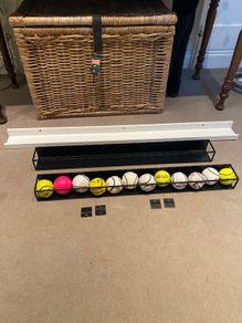 Picture shelves