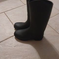 Size 32 fouganza girl riding boots