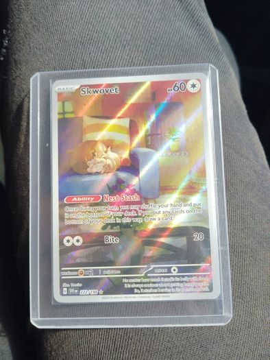skwovet Pokemon card 222/198