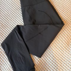 Lululemon leggins size 8-10