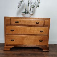 Antique chest of drawers