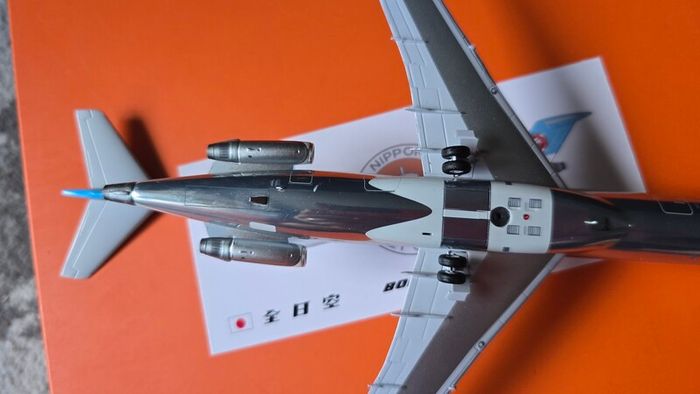 JC Wings 1:200 All Nippon Airlines Boeing B-727 200