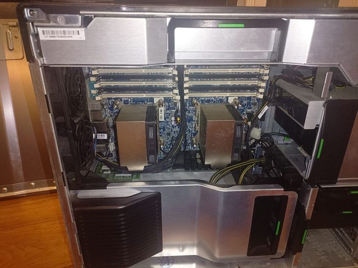 (Move out sell-see my other low priced ads) HP workstation