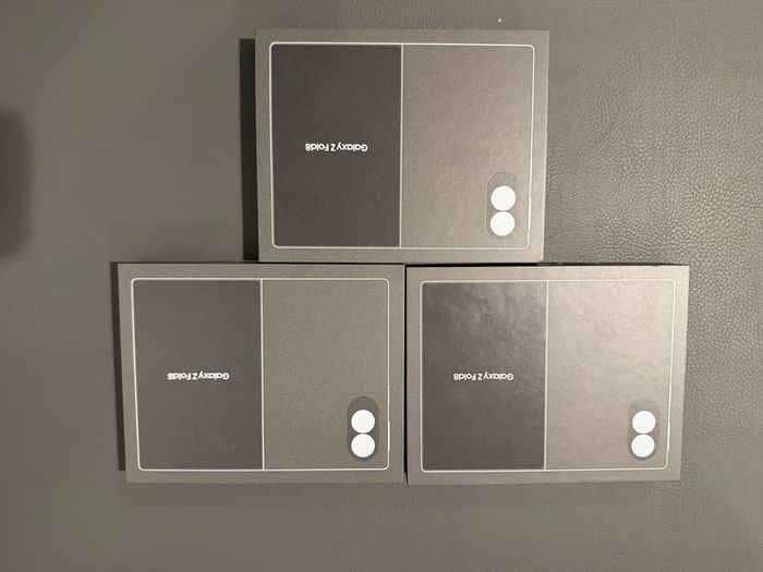 Samsung  Z Fold 8,256GB (IRISH STOCK) Brand New Sealed 2 Years Samsung Warranty RECEIPT