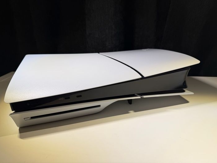 PS5 Slim Disc - 1TB Boxed