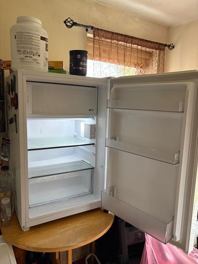 Hoover Fridge Freezer 114L