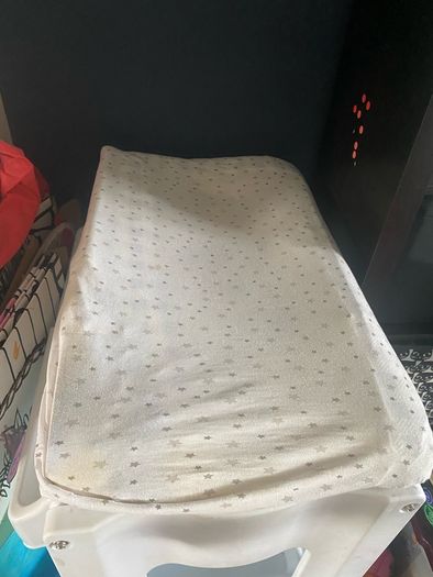 baby changing unit