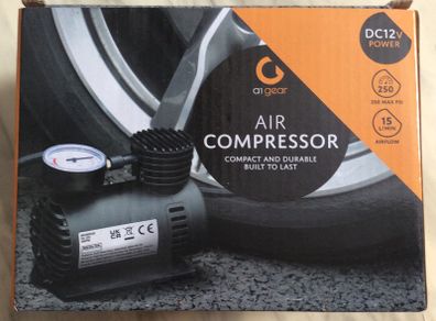 12 volts Tyre Air Compressor. Heavy Duty Suitable For Cars, Vans, Jeeps, Small Trucks, Bicycles, Football, Small Air Mattress, etc.