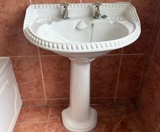Heritage Bathroom Suite