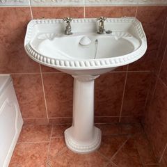 Heritage Bathroom Suite