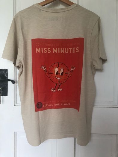 Marvel Miss Minutes Unisex T-Shirt - White Vintage Wash