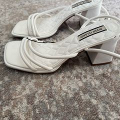 Ladies heels