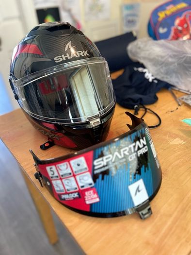 Shark Spartan Gt Pro Carbon  (If Not Sold Ad will be Withdrawn)