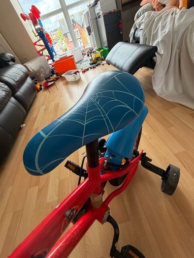 Boys Spider-Man bicycle for sale, good as new,age 3-5 years old.