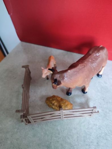 Vintage Toy Farm Playset of 2 cows Plastic Animals