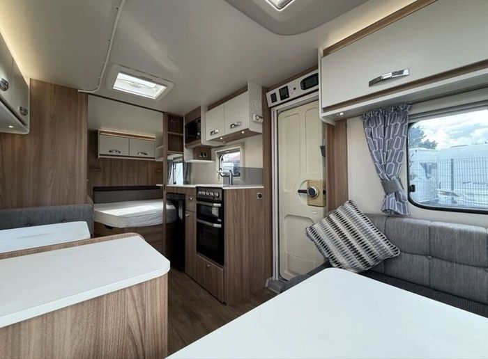 2019 SWIFT SPRITE Quattro 6 berth incl Awning
