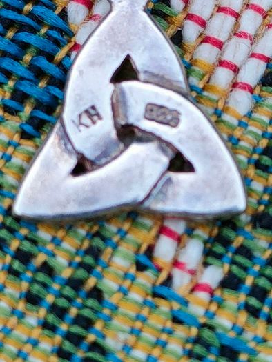 Sterling silver Celtic knot pendant necklace