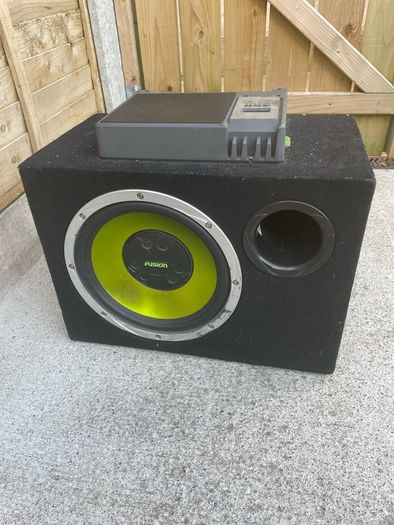 sub-woofer speaker