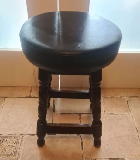 Pub Stool