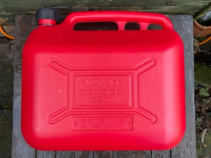 Petrol can 10 L