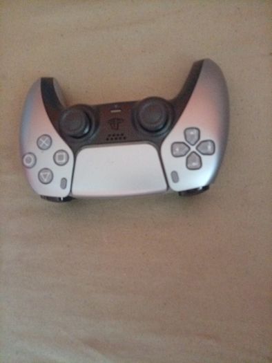 PS5 controller