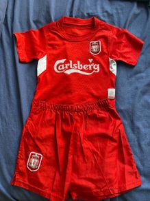 Size 2yrs Liverpool kit