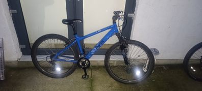 Men's mountain bike