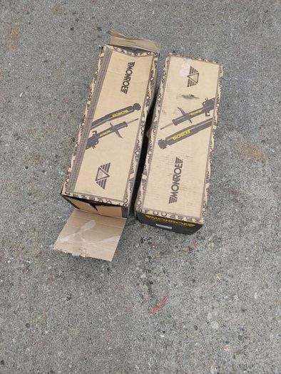 NEW Monroe shocks (Set )
